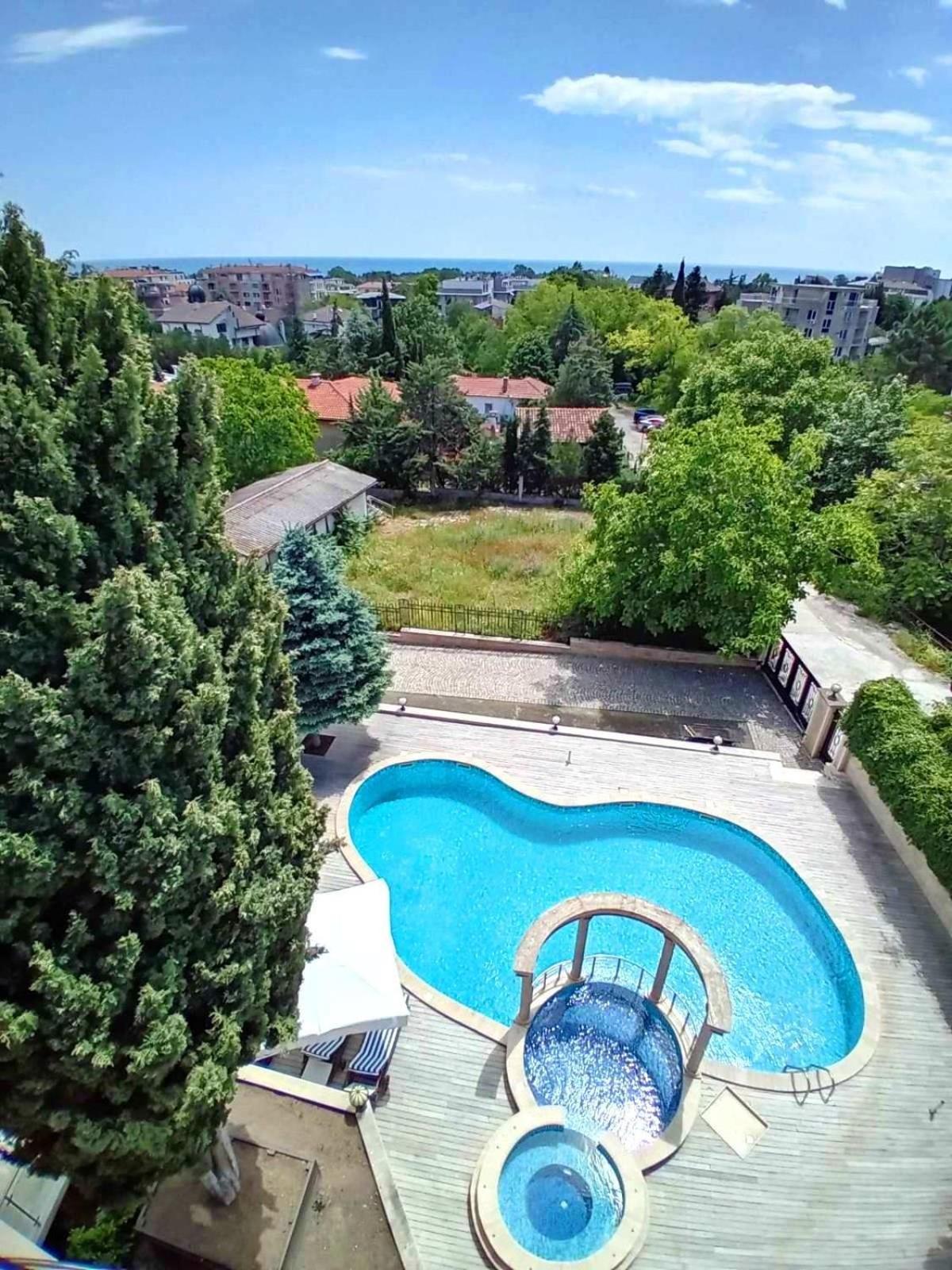 Twins Palace Aparthotel Saints Constantine and Helena Bagian luar foto